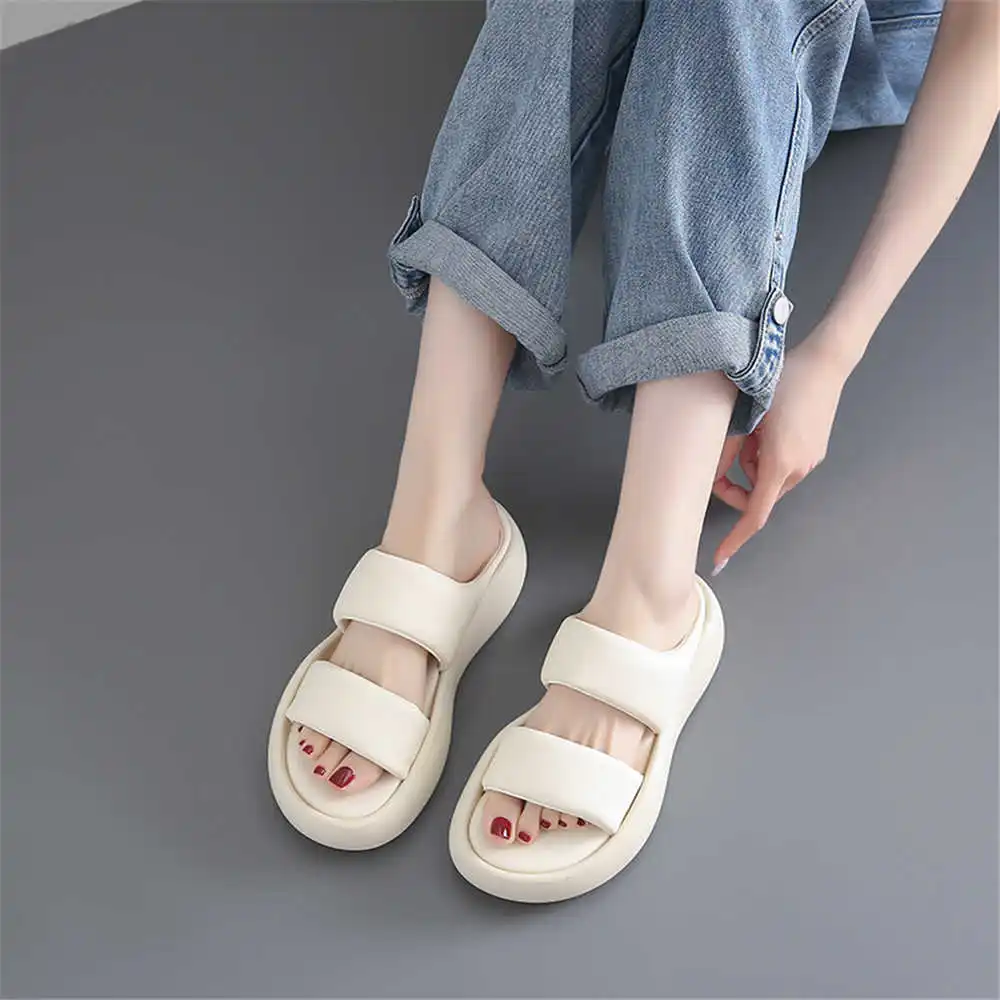 Size 39 Strips Summer Shoes Sa - огляд і ціна Aquatic Sports Teams
